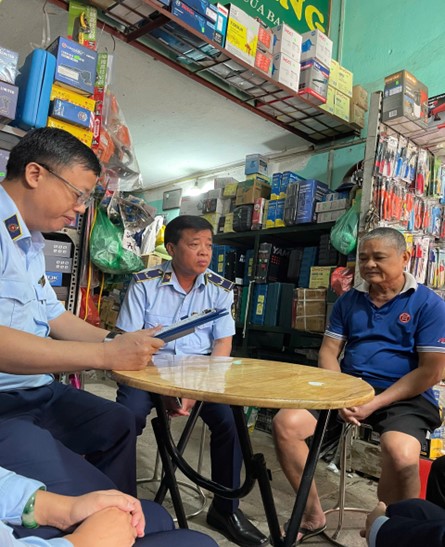 Đội Quản lý thị trường số 3 tăng cường kiểm tra, xử phạt nhiều vụ vi phạm về hàng giả, hàng không rõ nguồn gốc
